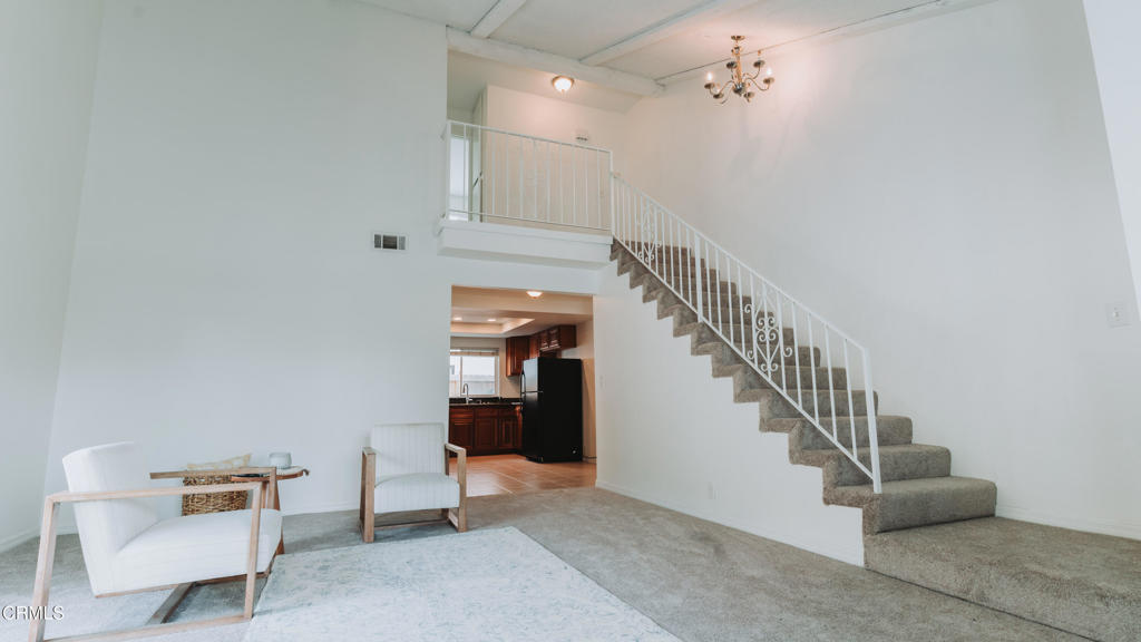 MLS #V1-33596 image #7