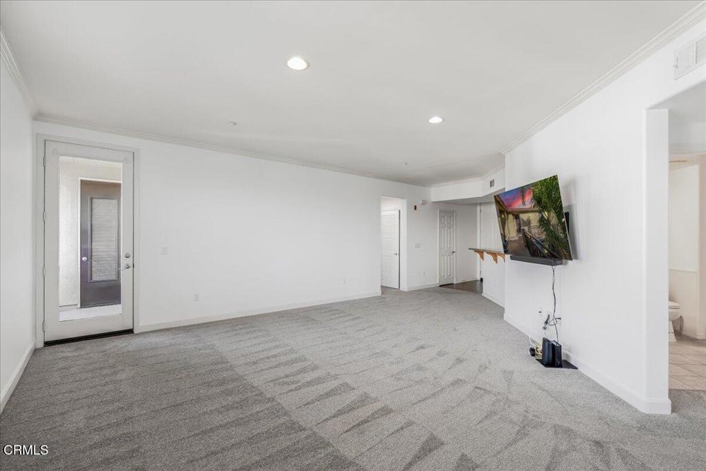 MLS #V1-33602 image #7