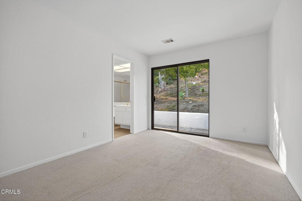 MLS #V1-33604 image #34