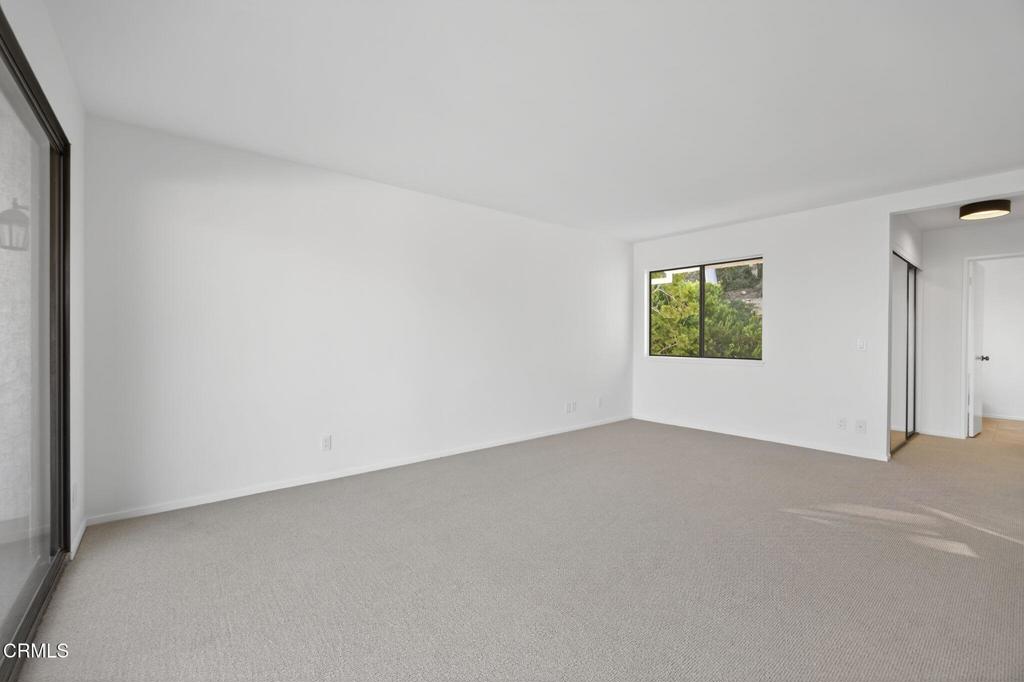 MLS #V1-33604 image #40