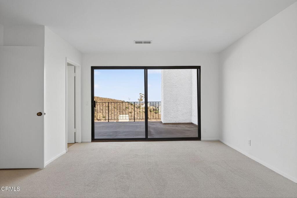 MLS #V1-33604 image #43