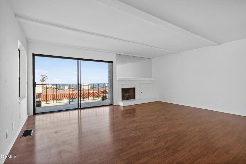 MLS #V1-33604 image #8