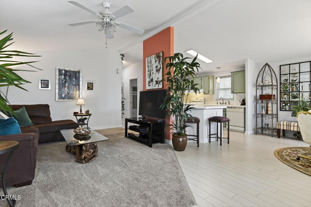 MLS #V1-33605 image #6