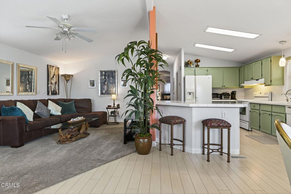 MLS #V1-33605 image #8