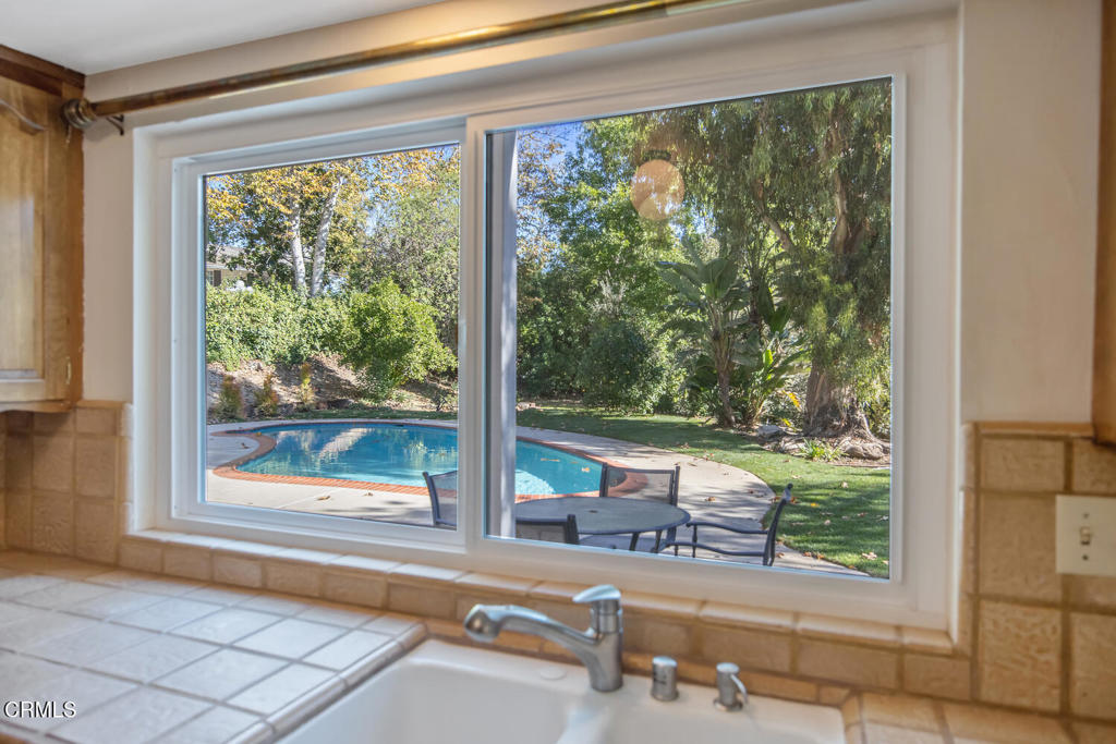 MLS #V1-33606 image #21