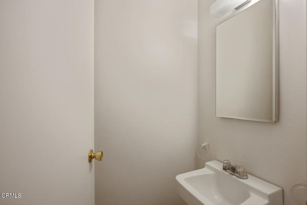 MLS #V1-33606 image #25