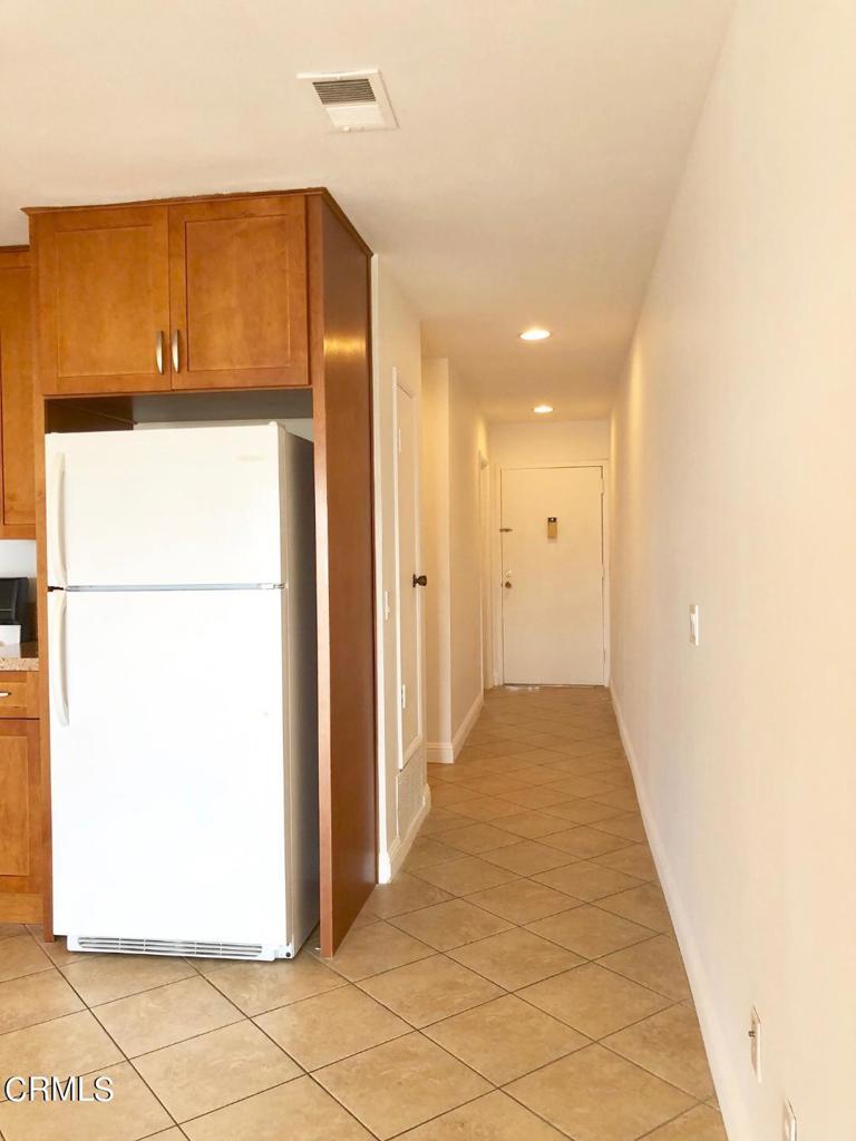 MLS #V1-33608 image #11