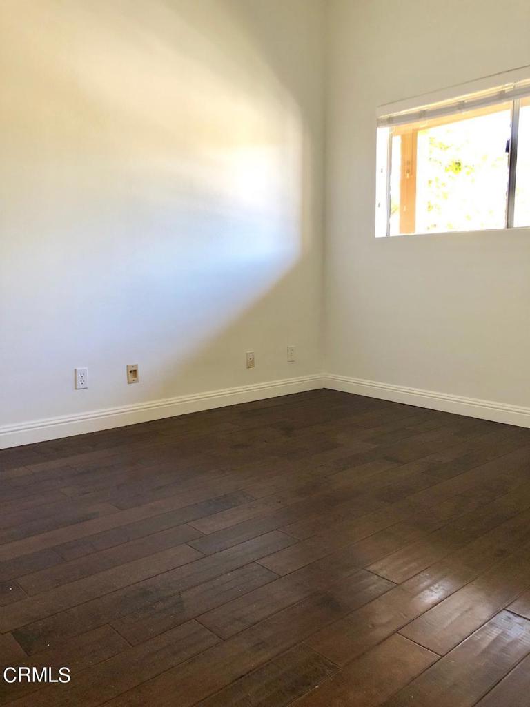 MLS #V1-33608 image #14