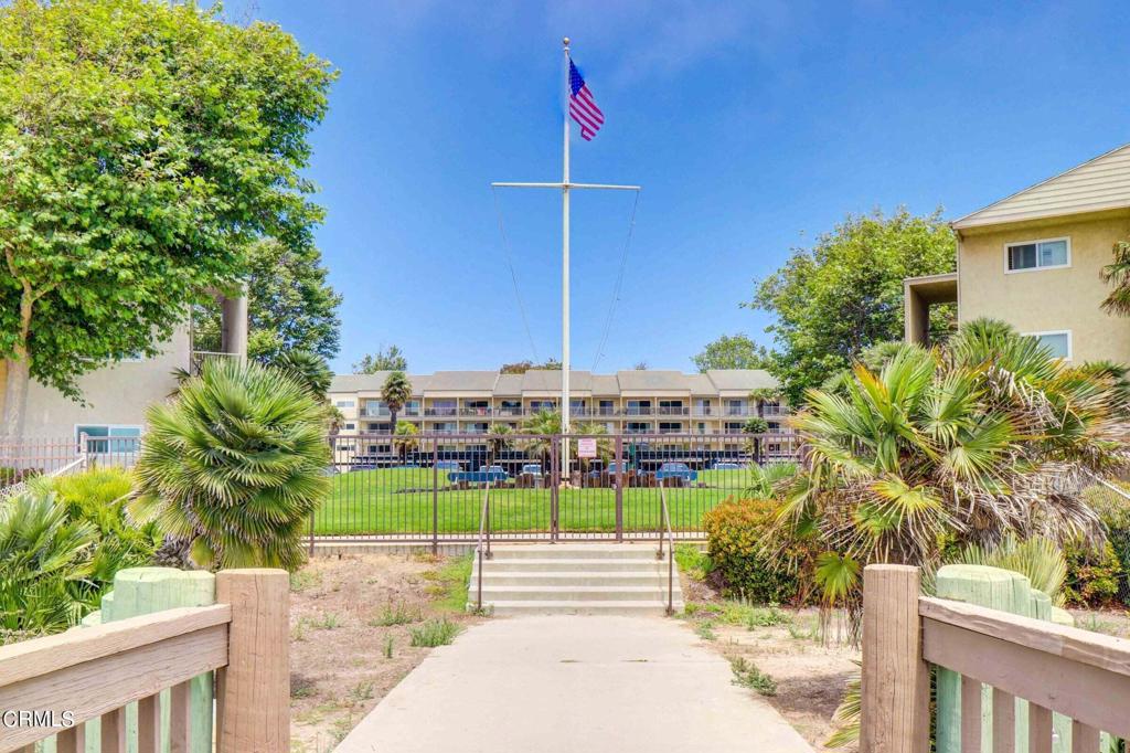 MLS #V1-33608 image #32