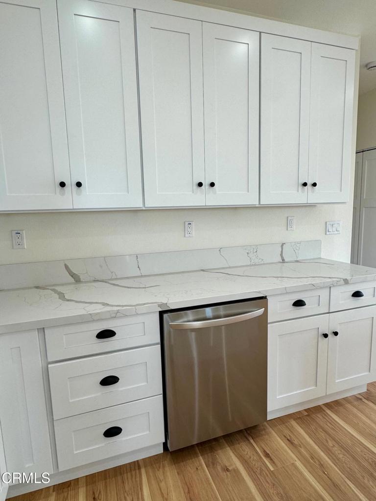 MLS #V1-33610 image #22