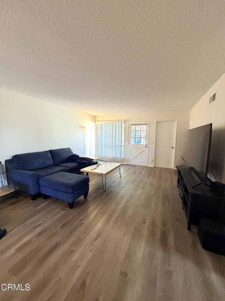 MLS #V1-33612 image #1