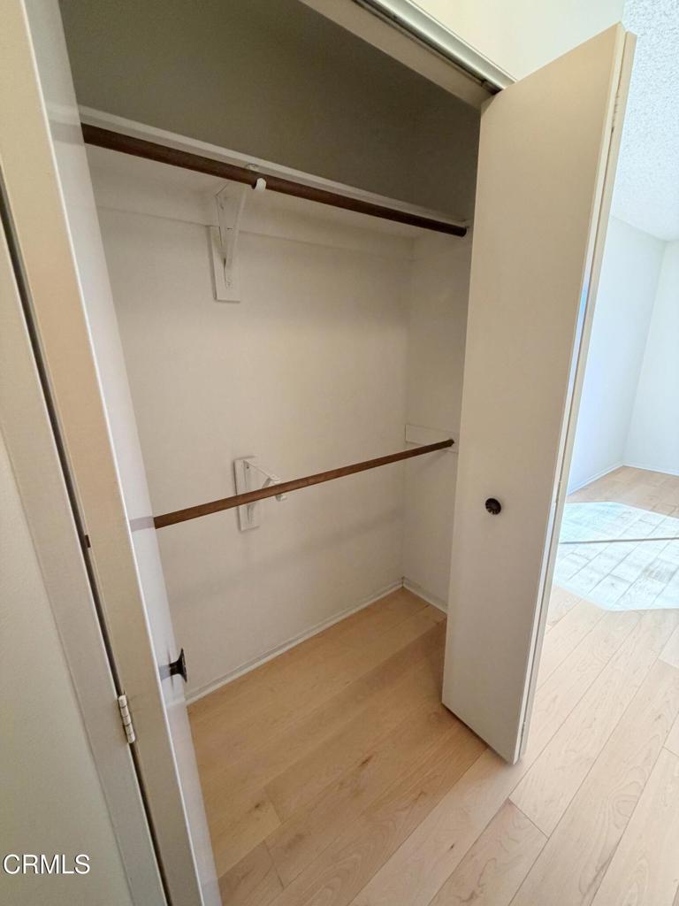 MLS #V1-33612 image #16