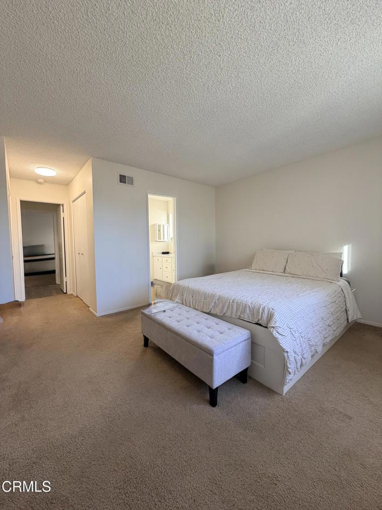 MLS #V1-33612 image #4