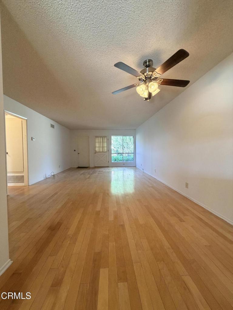 MLS #V1-33612 image #9