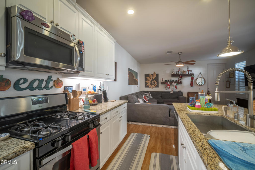 MLS #V1-33613 image #7