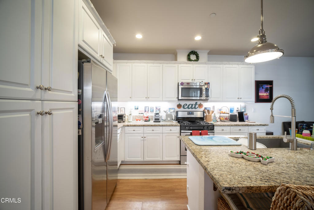 MLS #V1-33613 image #9