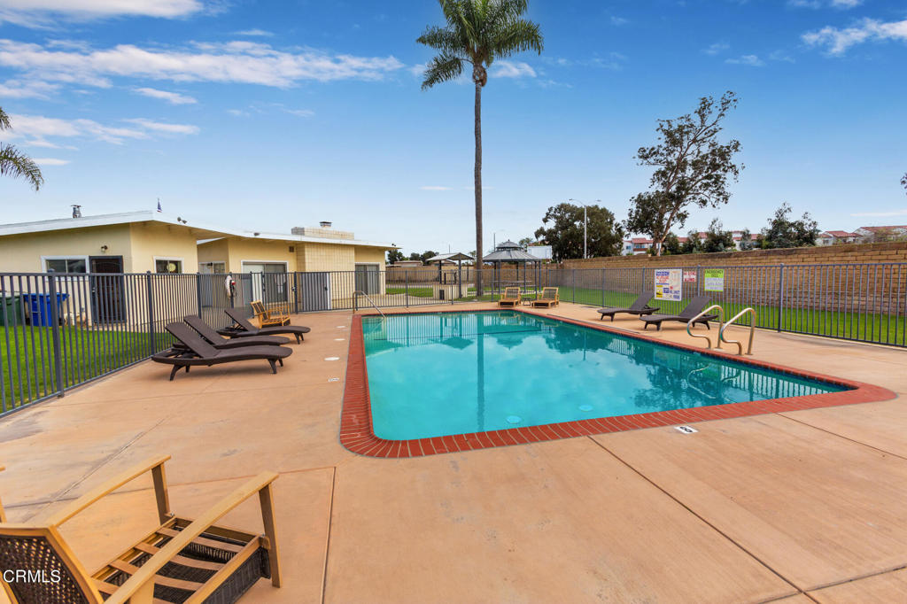 MLS #V1-33614 image #16