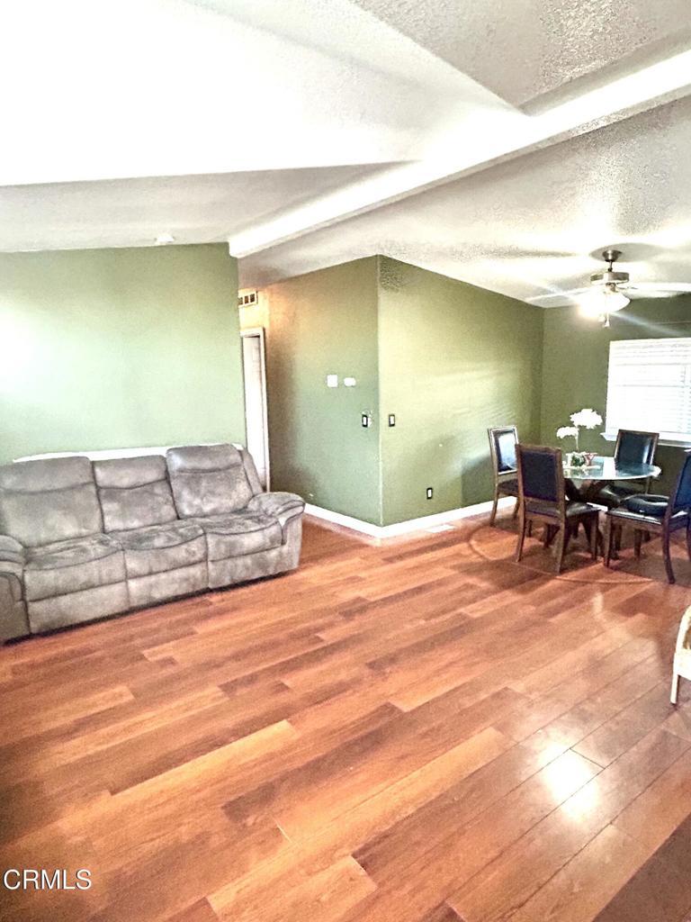 MLS #V1-33615 image #2