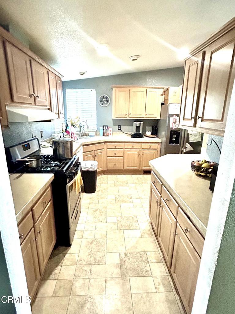 MLS #V1-33615 image #6