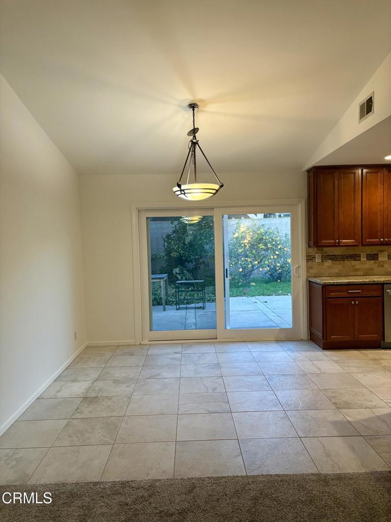 MLS #V1-33617 image #6