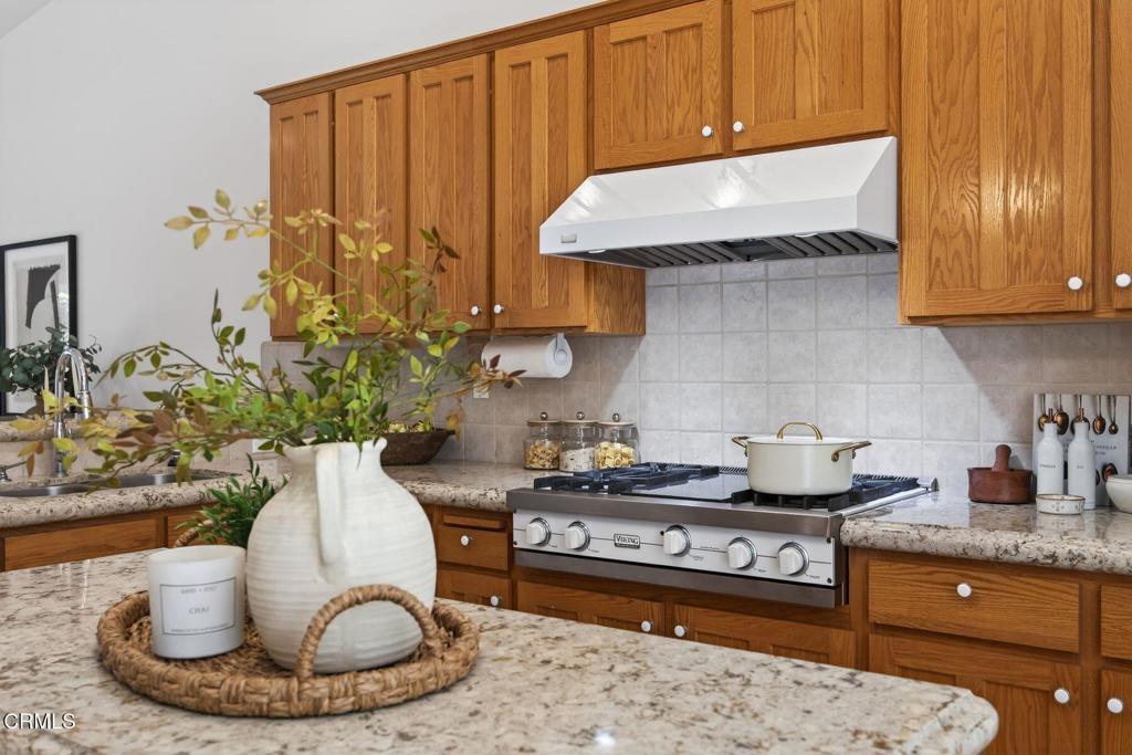 MLS #V1-33618 image #14