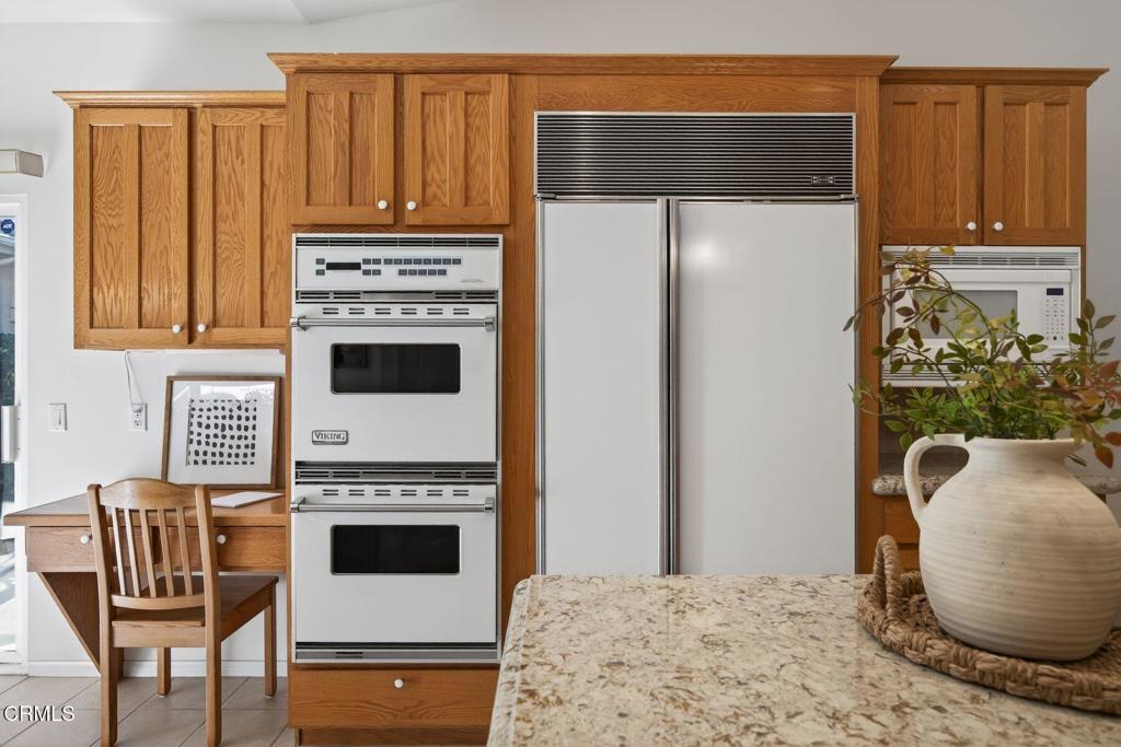 MLS #V1-33618 image #16