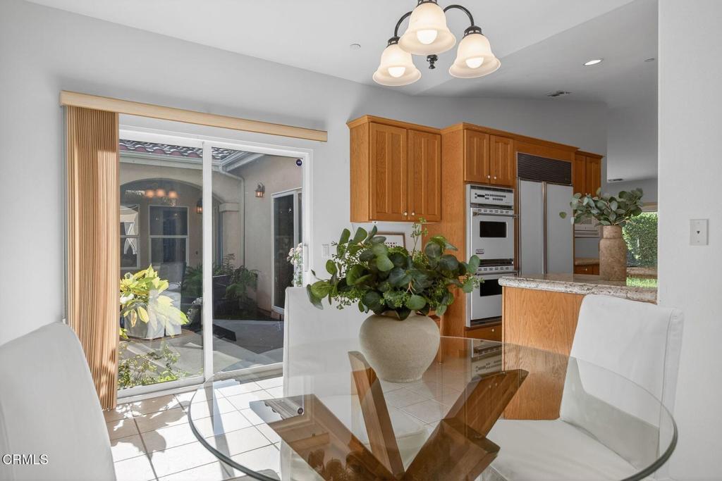 MLS #V1-33618 image #19