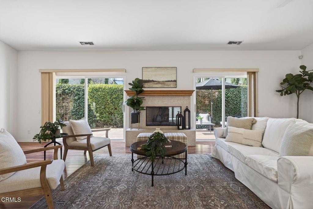 MLS #V1-33618 image #8