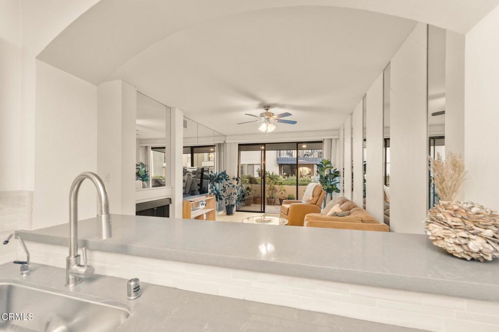 MLS #V1-33619 image #14