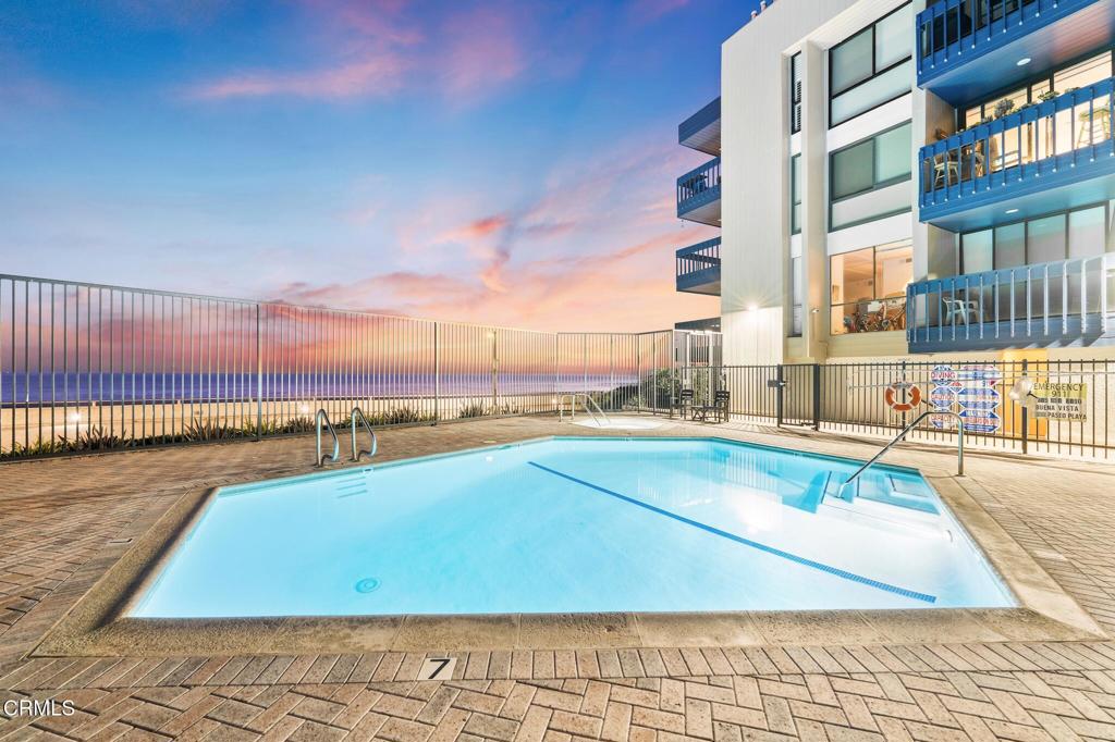 MLS #V1-33619 image #2