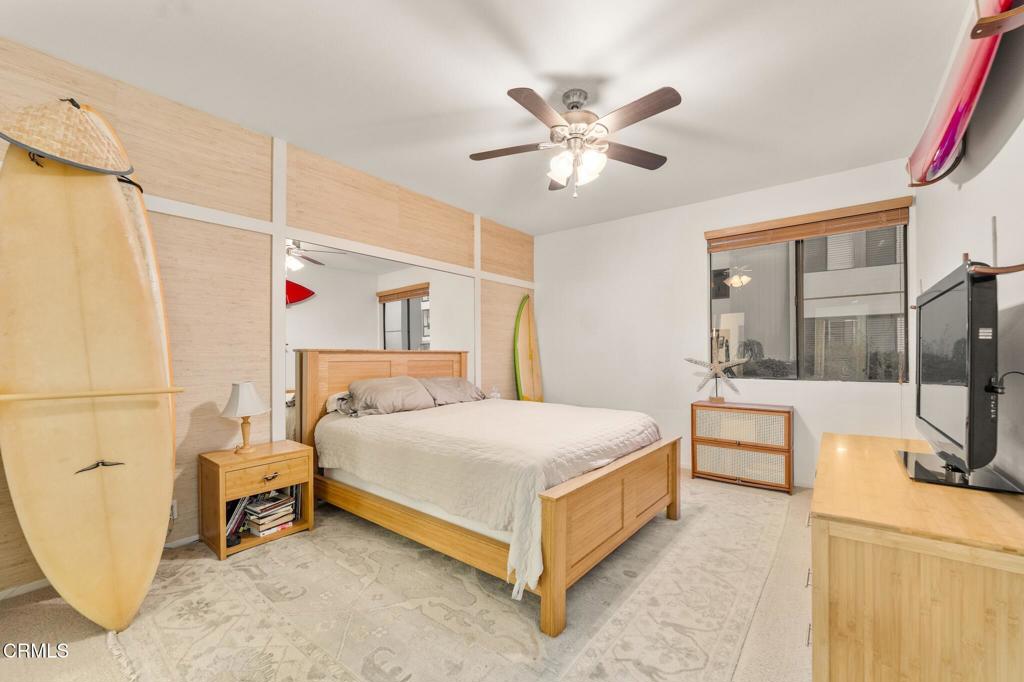 MLS #V1-33619 image #24