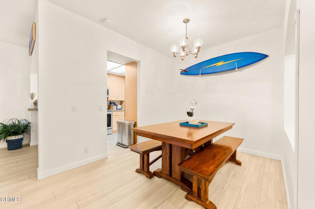 MLS #V1-33619 image #8