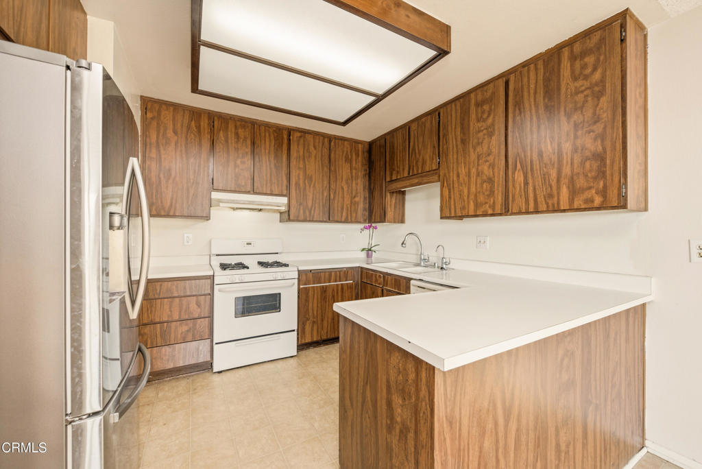 MLS #V1-33620 image #10