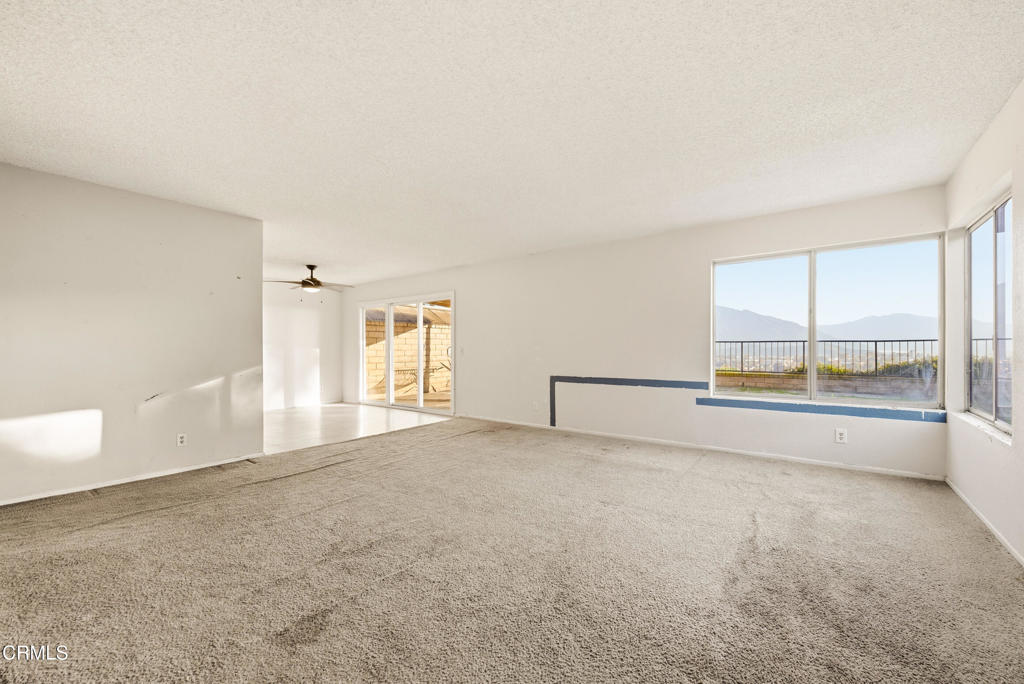 MLS #V1-33620 image #5