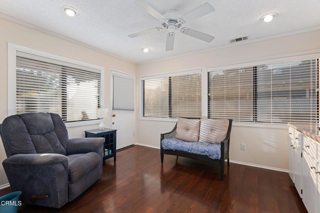 MLS #V1-33621 image #11