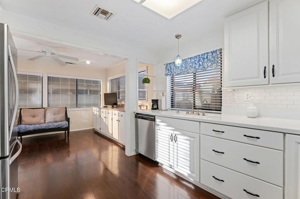 MLS #V1-33621 image #9