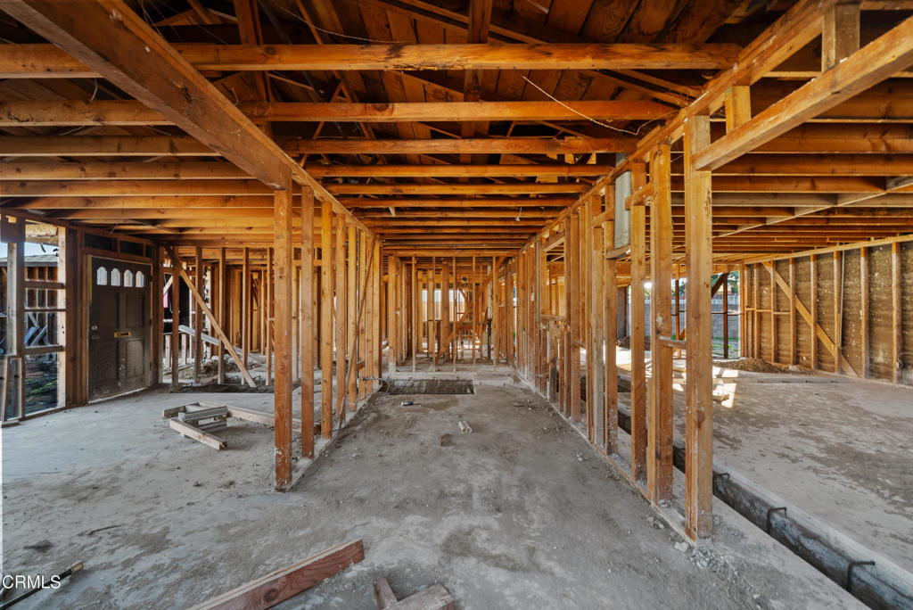 MLS #V1-33626 image #5