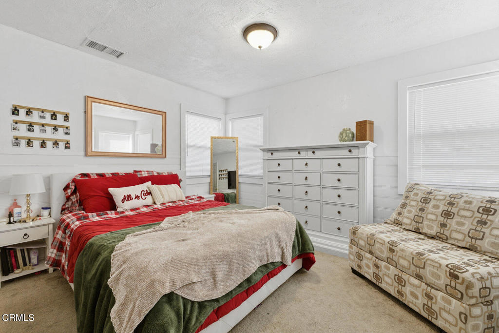 MLS #V1-33627 image #15