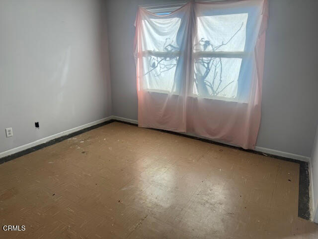 MLS #V1-33630 image #2