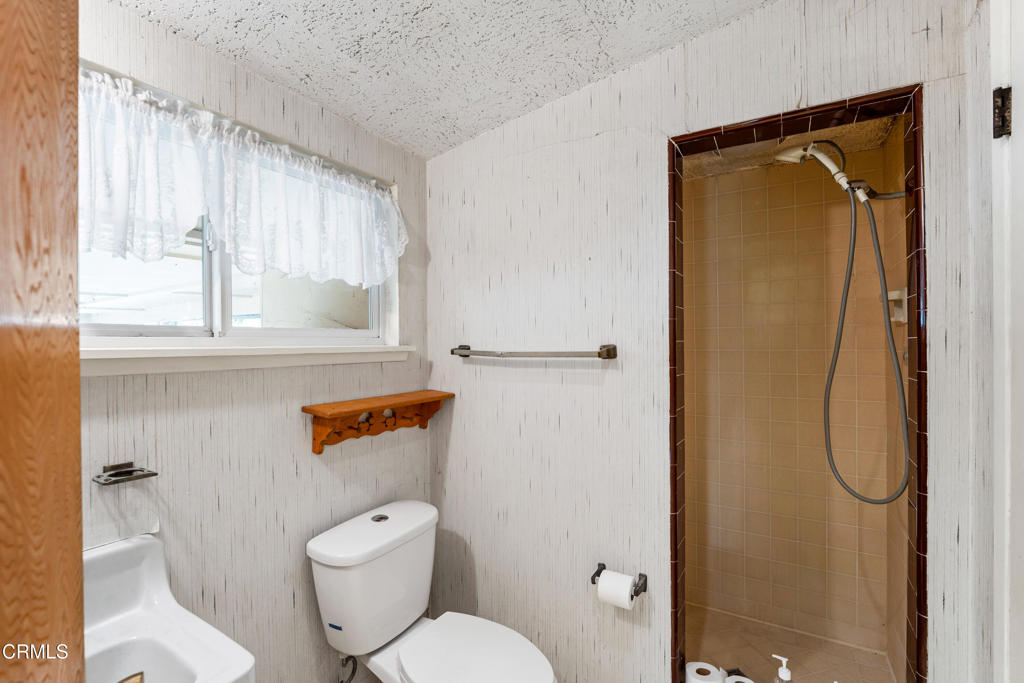 MLS #V1-33632 image #20