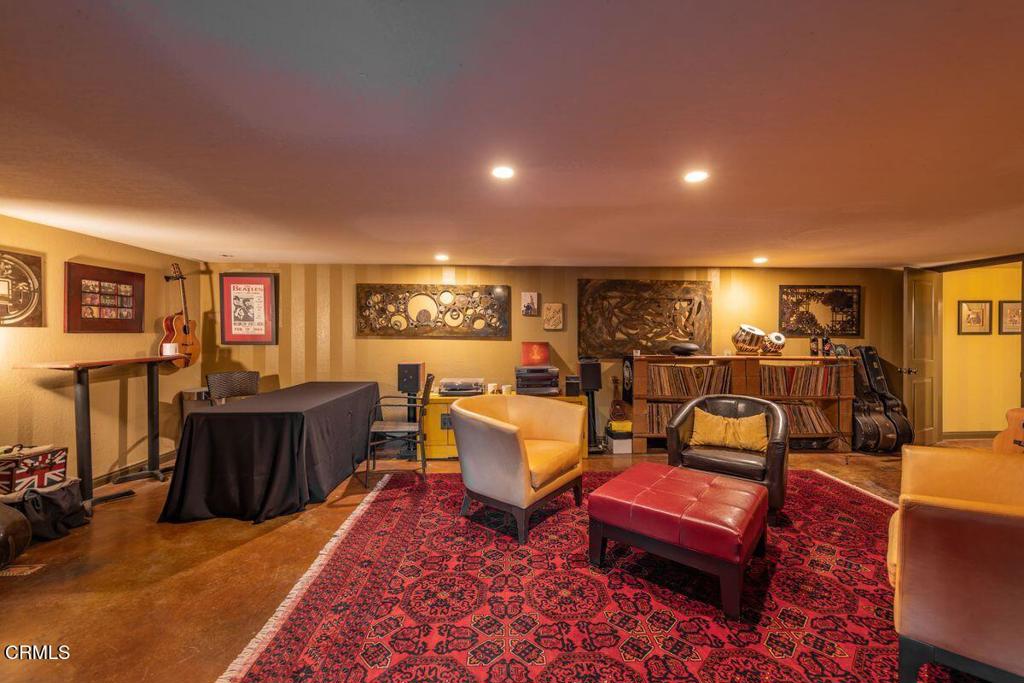 MLS #V1-33634 image #18