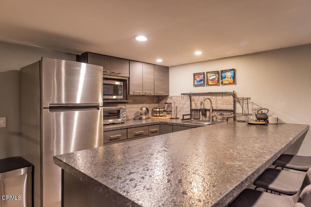 MLS #V1-33634 image #22