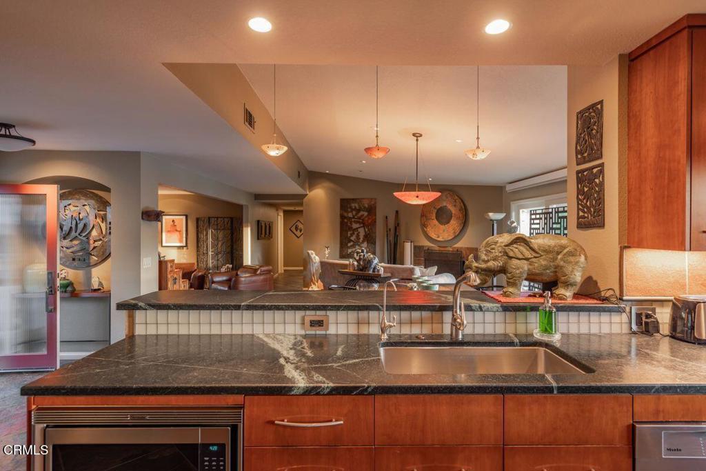 MLS #V1-33634 image #7