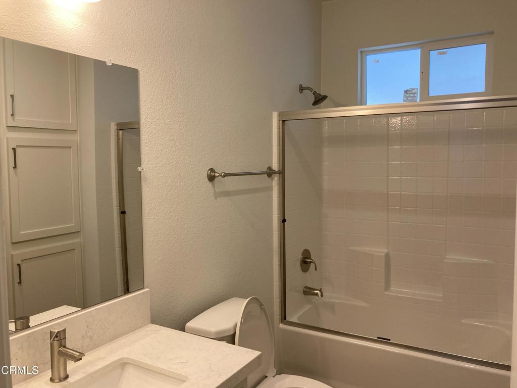 MLS #V1-33635 image #24