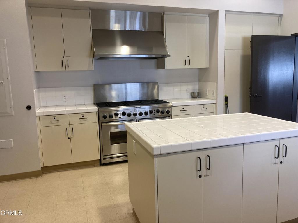 MLS #V1-33635 image #34