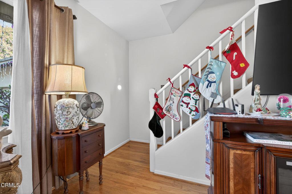 MLS #V1-33638 image #28