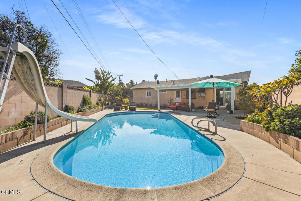 MLS #V1-33641 image #15