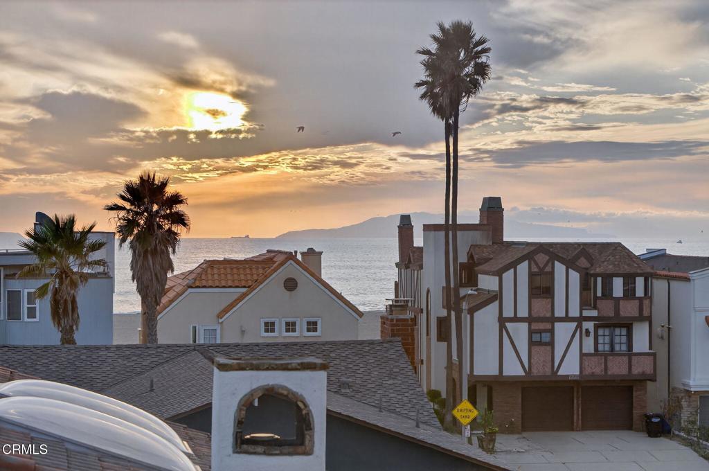 MLS #V1-33642 image #44