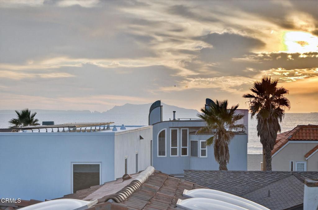 MLS #V1-33642 image #45