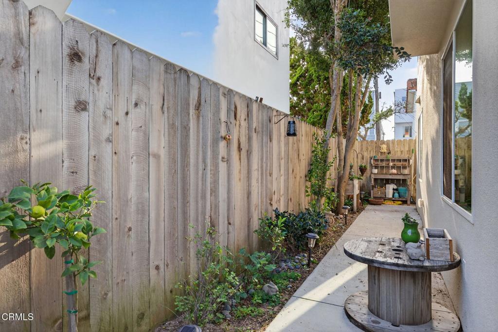 MLS #V1-33642 image #46